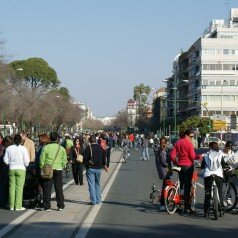 La ‘Ciclovida’ se consolida y cortará la ronda al tráfico una vez cada mes